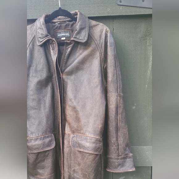 Vintage Maxi Leather Jacket - Picture 6 of 11